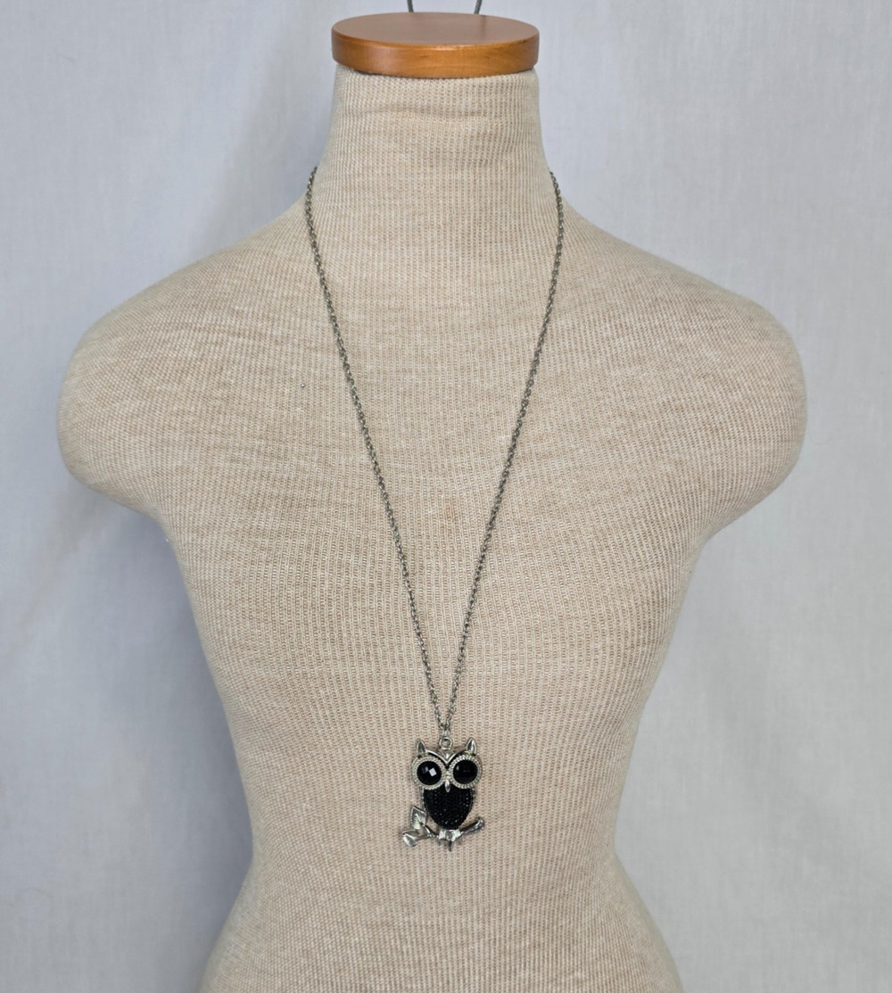 Owl Pendant 28" Necklace Black Gemstones in a Silver Tone Setting